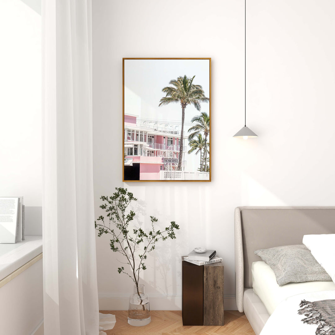 The Pink Hotel - Coolangatta