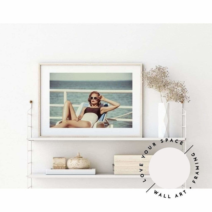 Vintage Pose - Love Your Space